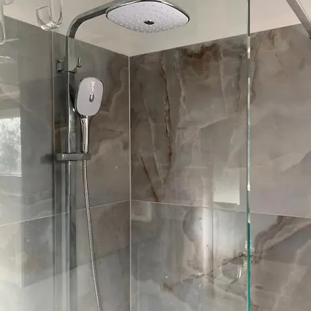 公寓 Sheltered Oasis In 奥帕提亚